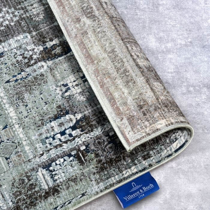 The Rugs Vintage Floral Short Pile Rug - Timeless Elegance