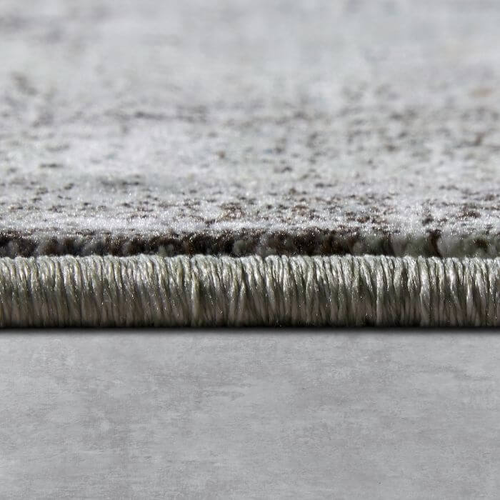 The Rugs Vintage Floral Short Pile Rug - Timeless Elegance