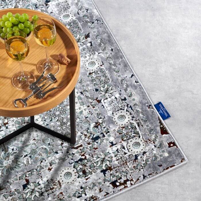 The Rugs Vintage Floral Short Pile Rug - Timeless Elegance