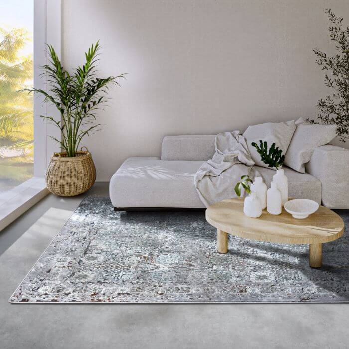 The Rugs Vintage Floral Short Pile Rug - Timeless Elegance