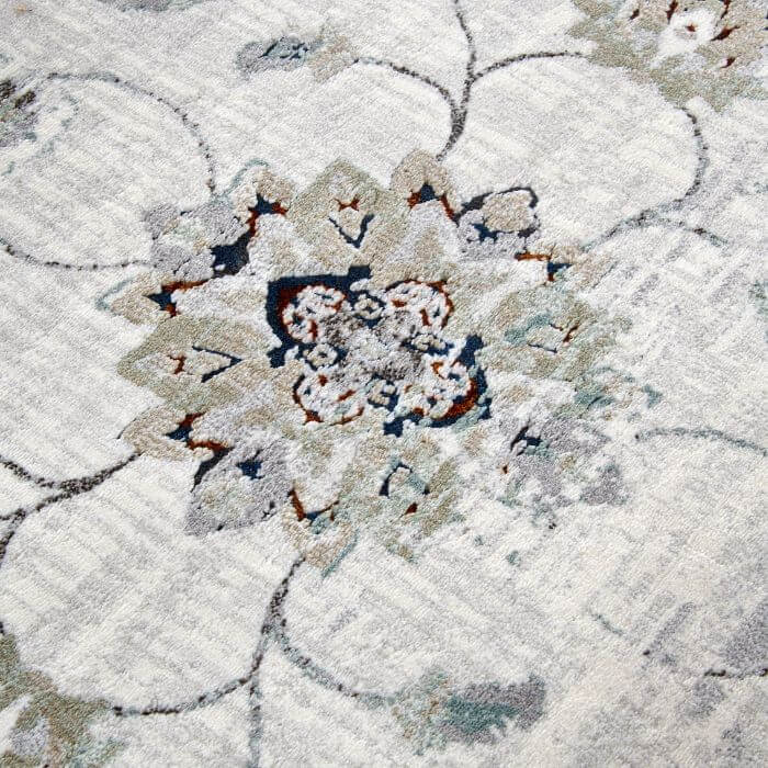 The Rugs Vintage Floral Short Pile Rug - Timeless Elegance