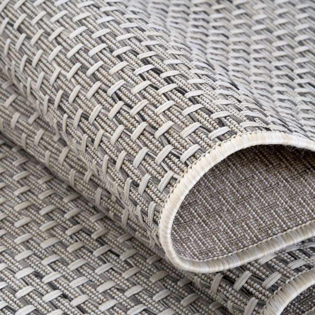 Cream Outdoor Rug for Patio and Garden | The Rugs