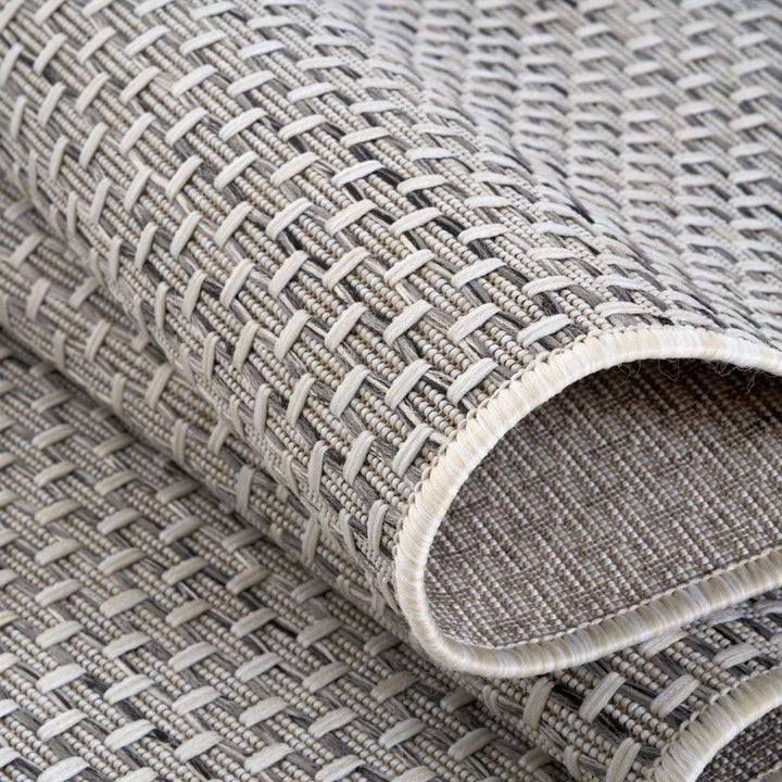 Cream Outdoor Rug for Patio and Garden | The Rugs