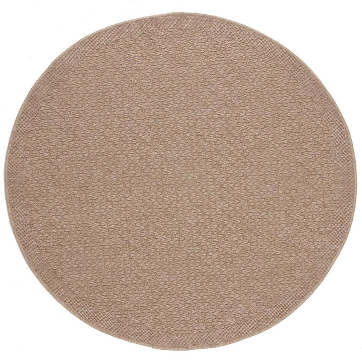 Nature Outdoor rug is very easy to maintain and water-resistant