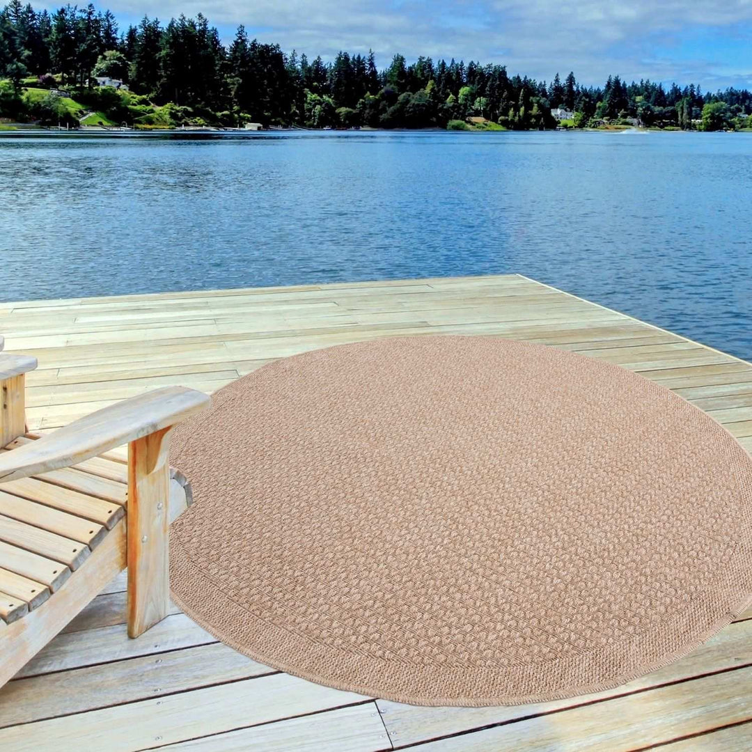 Nature Outdoor rug is very easy to maintain and water-resistant
