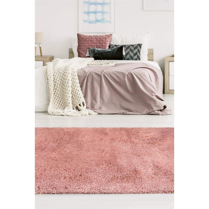 Machine Washable Shaggy Rug Plain Design in Pink – The Rugs