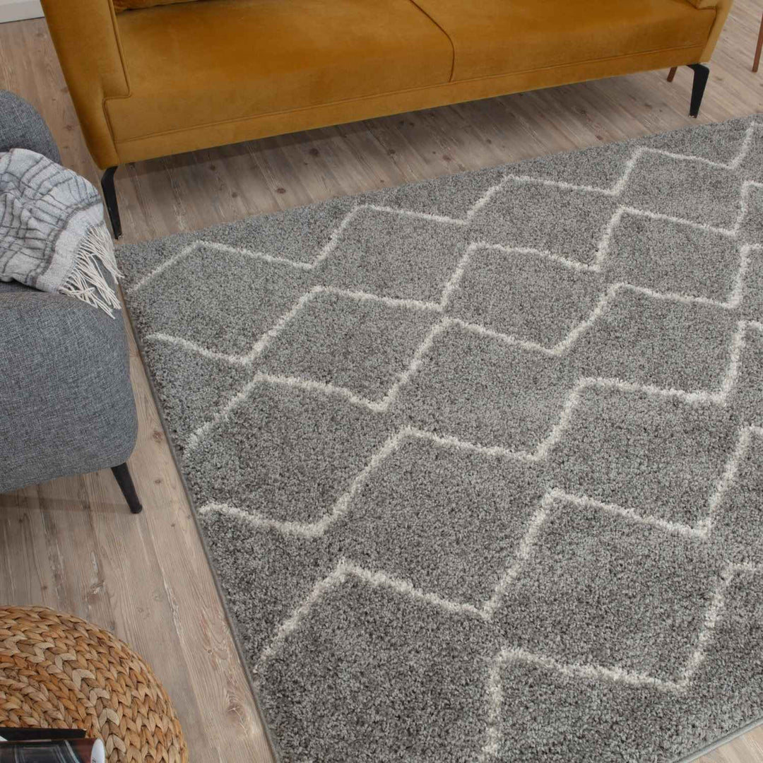 Moroccan Shaggy Grey rug plush rug combines softness, durability