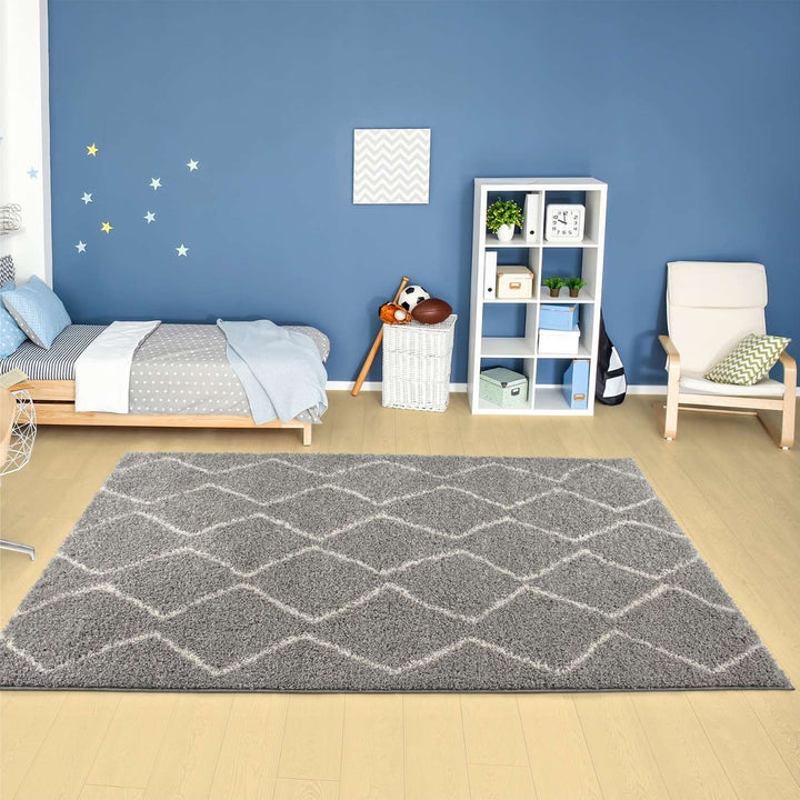 Moroccan Shaggy Grey rug plush rug combines softness, durability