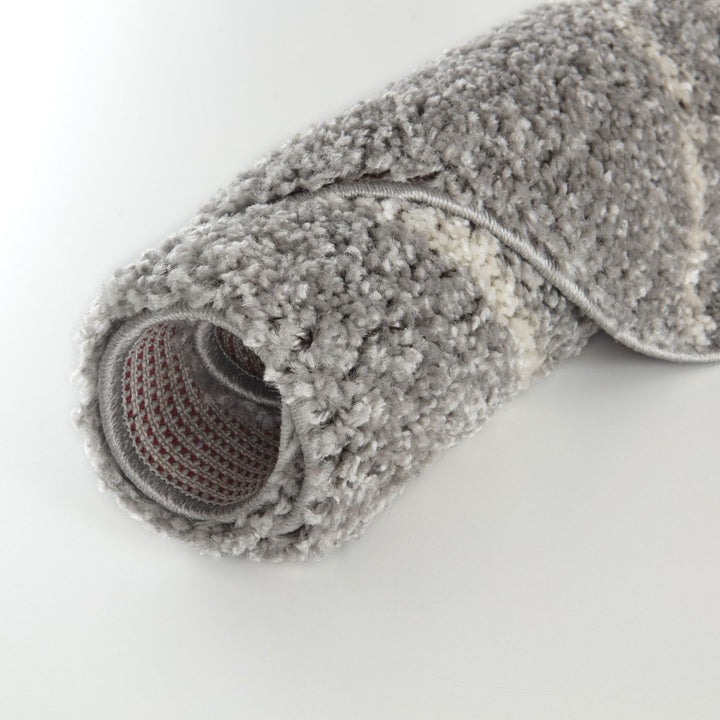 Moroccan Shaggy Grey rug plush rug combines softness, durability