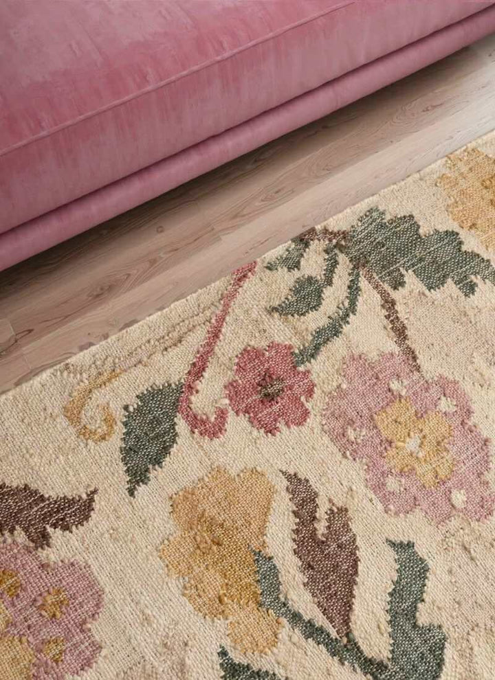 The Rugs Roya Afghan Kelim Rug Violette – Floral Design