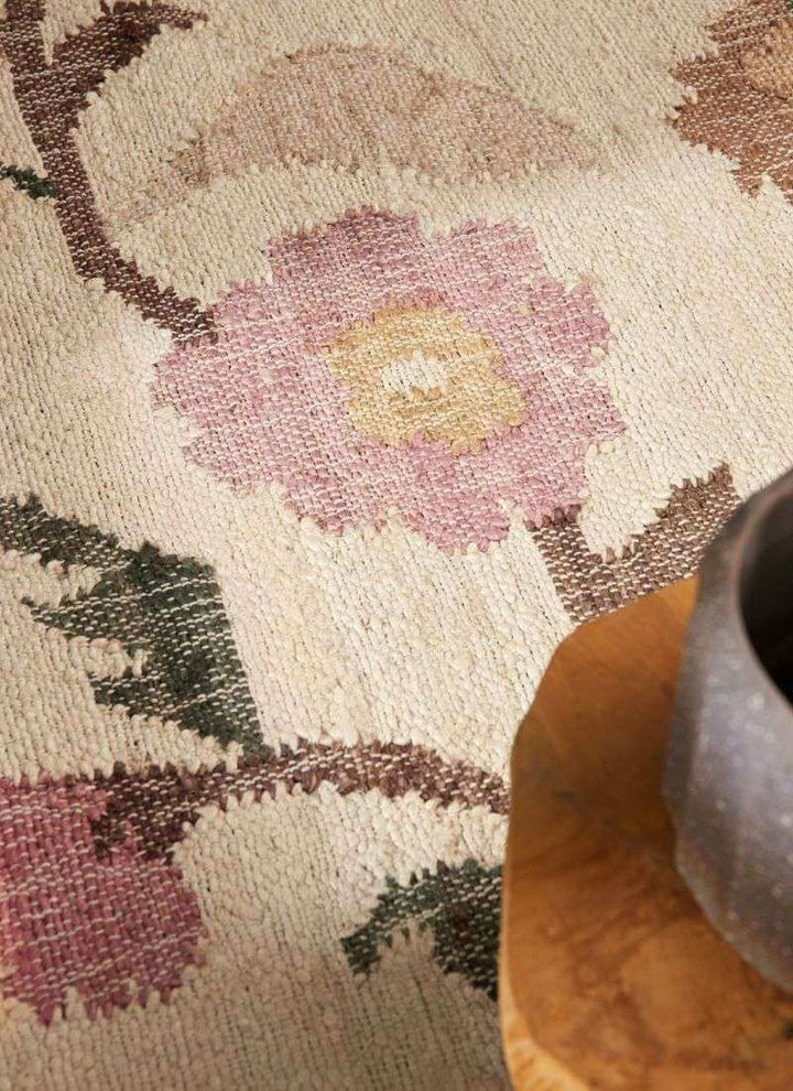 The Rugs Roya Afghan Kelim Rug Violette – Floral Design