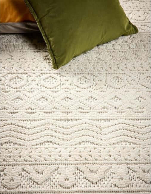 The Rustic Rug : Geometric Block Stripe Design