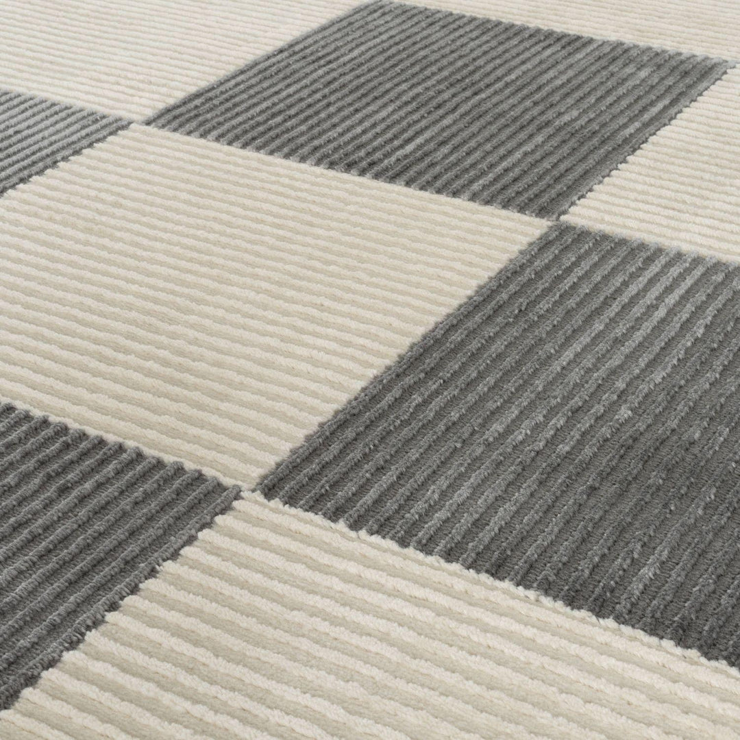 Stride Grey rug Geometric design non-shedding, and underfloor heating–friendly—ideal for busy homes.