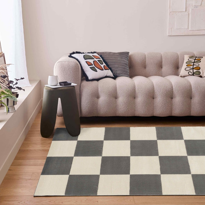 Stride Grey rug Geometric design non-shedding, and underfloor heating–friendly—ideal for busy homes.