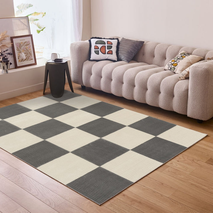 Stride Grey rug Geometric design non-shedding, and underfloor heating–friendly—ideal for busy homes.