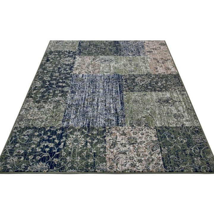 Classic Patchwork Velour Rug – Red & Green