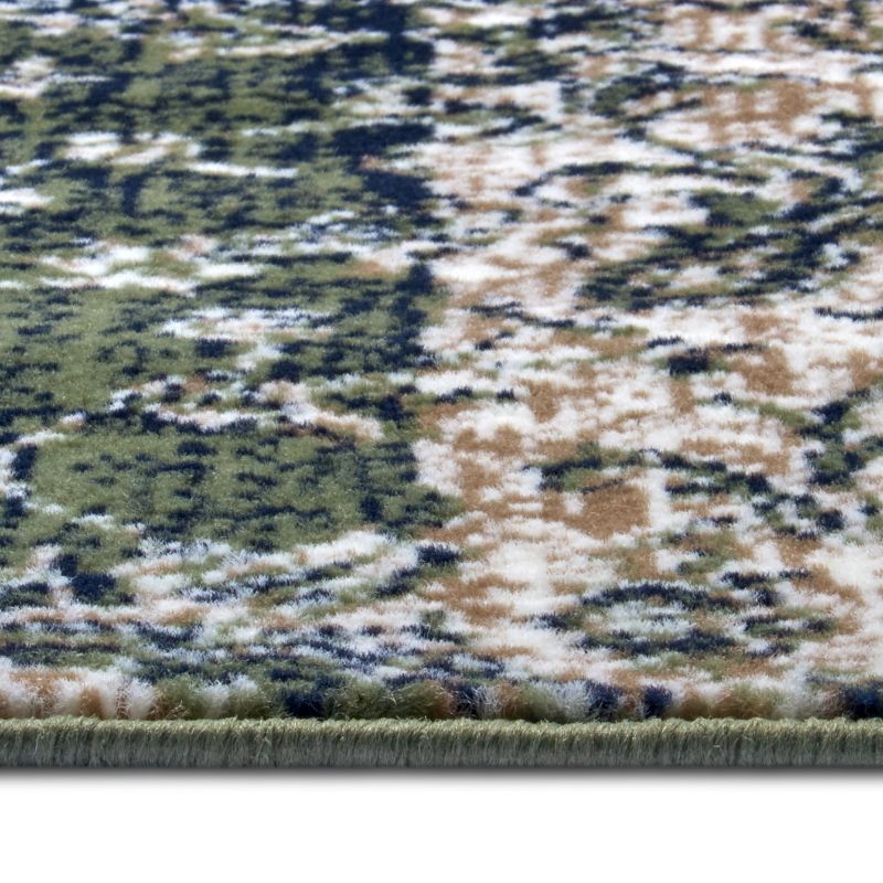 Classic Patchwork Velour Rug – Red & Green