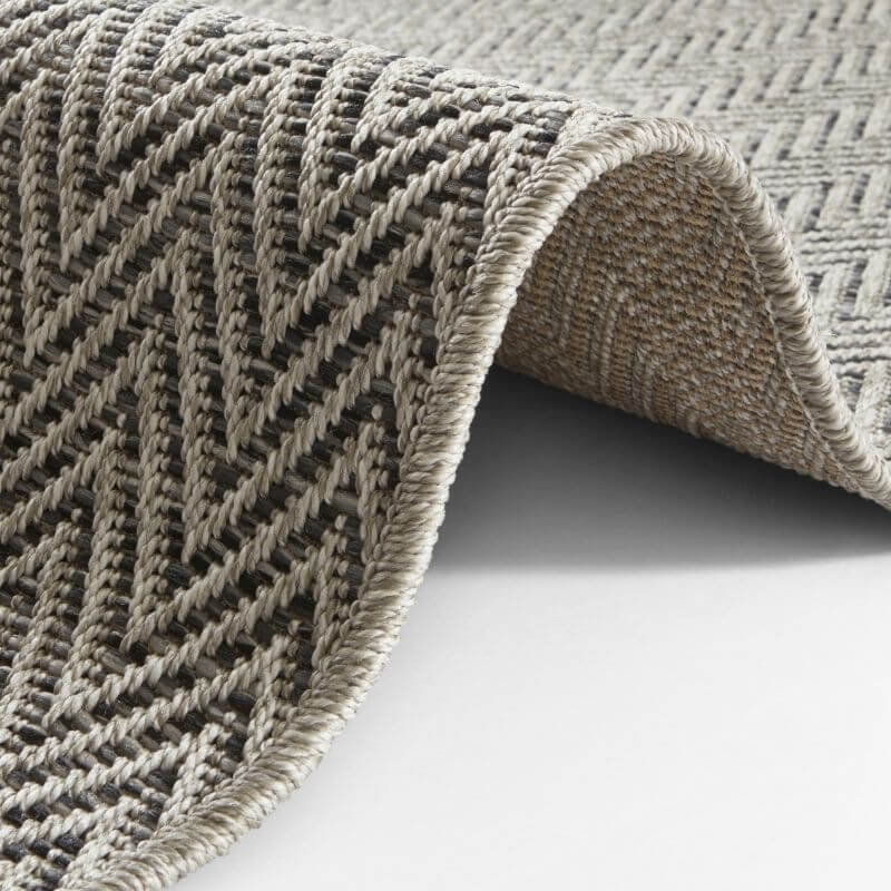 Flatwoven Indoor-Outdoor Runner Nature Chevron Design