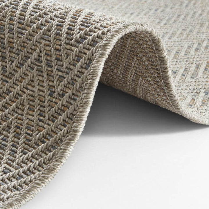 Flatwoven Indoor-Outdoor Runner Nature Chevron Design