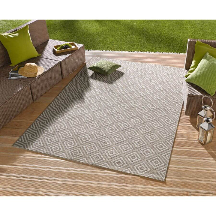 The Rugs Diamond Outdoor - Indoor Rug | Stylish & Durable
