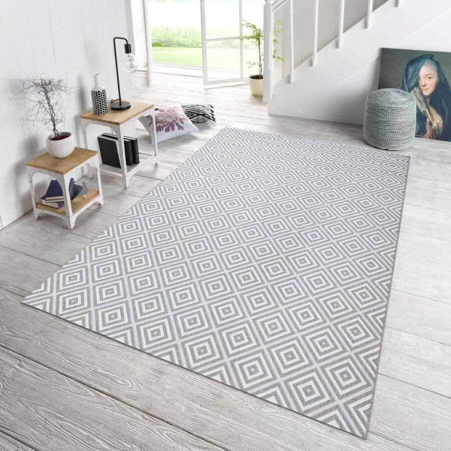 The Rugs Diamond Outdoor - Indoor Rug | Stylish & Durable