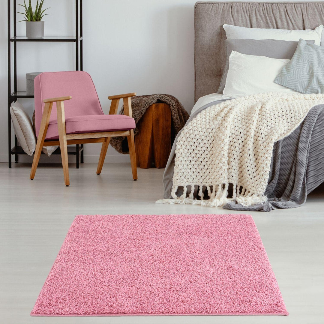 Shaggy Pink Colour Rug durable and soft, high quality