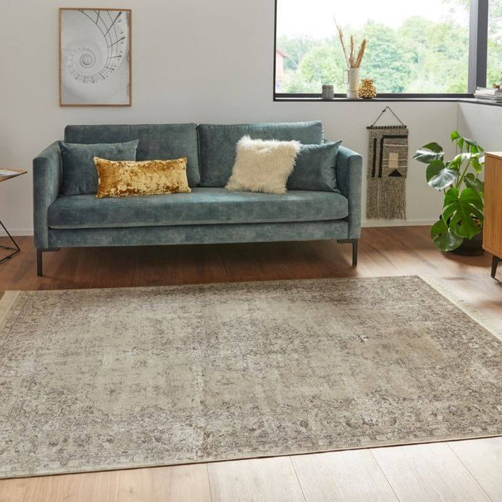 The Rugs Fringed Vintage Medallion Rug - Classic Elegance