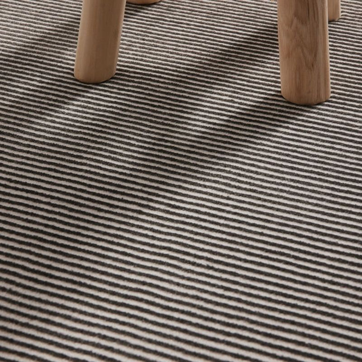 Perles Shortpile Rug Dolomite – Modern Striped