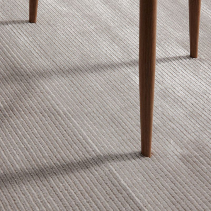 Perles Shortpile Rug Dolomite – Modern Striped