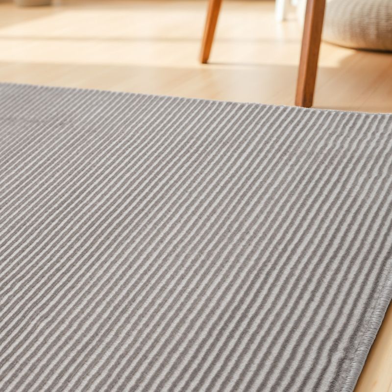 Perles Shortpile Rug Dolomite – Modern Striped