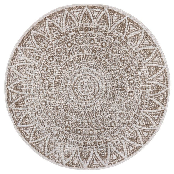 The Rugs Outdoor-Indoor Reversible Round Rug: Versatility
