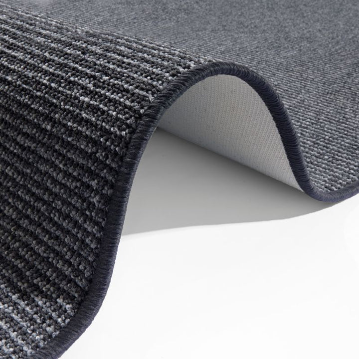 Loop Runner Rug – Non-Slip & Easy-Care
