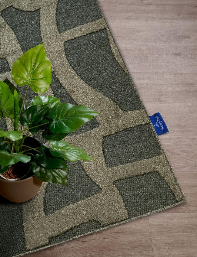 The Rugs Geometric Design Short Pile Rug - Modern Comfort