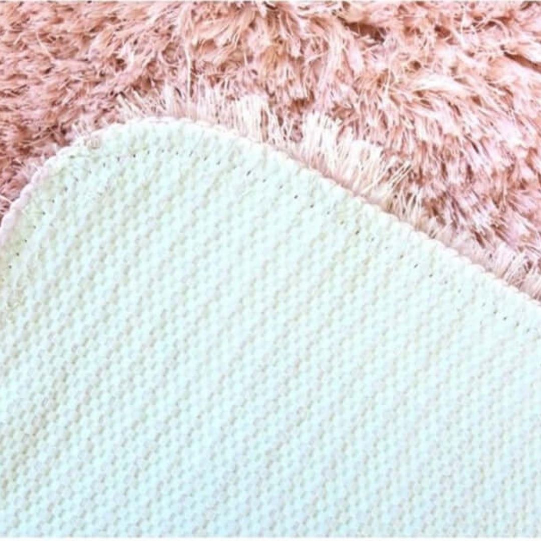 Machine Washable Shaggy Rug Plain Design in Pink – The Rugs
