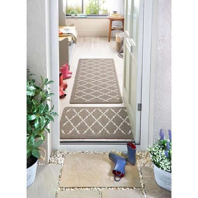 The Rugs Durable Washable Mats & Runners with Diamond Design