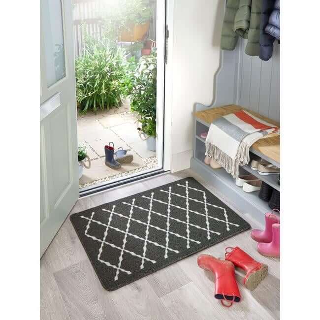 The Rugs Durable Washable Mats & Runners with Diamond Design