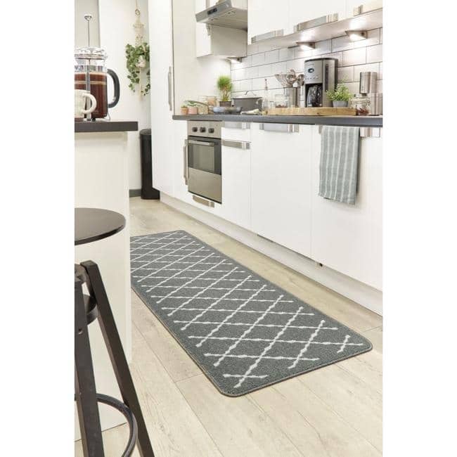 The Rugs Durable Washable Mats & Runners with Diamond Design