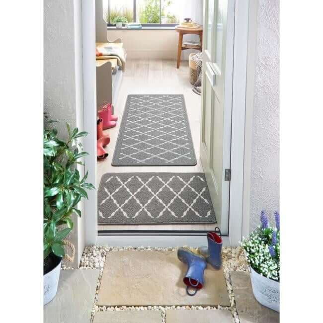 The Rugs Durable Washable Mats & Runners with Diamond Design