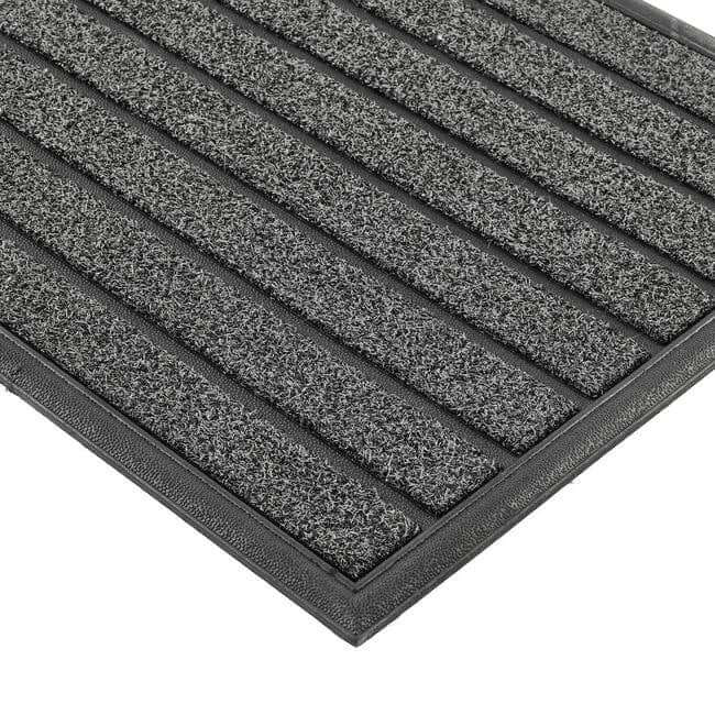 The Rugs Scraper Doormat in Black: Outdoor Mud Remover