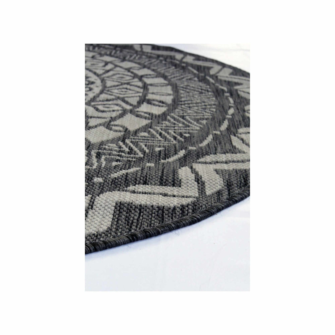 County Circle Indoor/Outdoor Rug | Versatile Home Decor