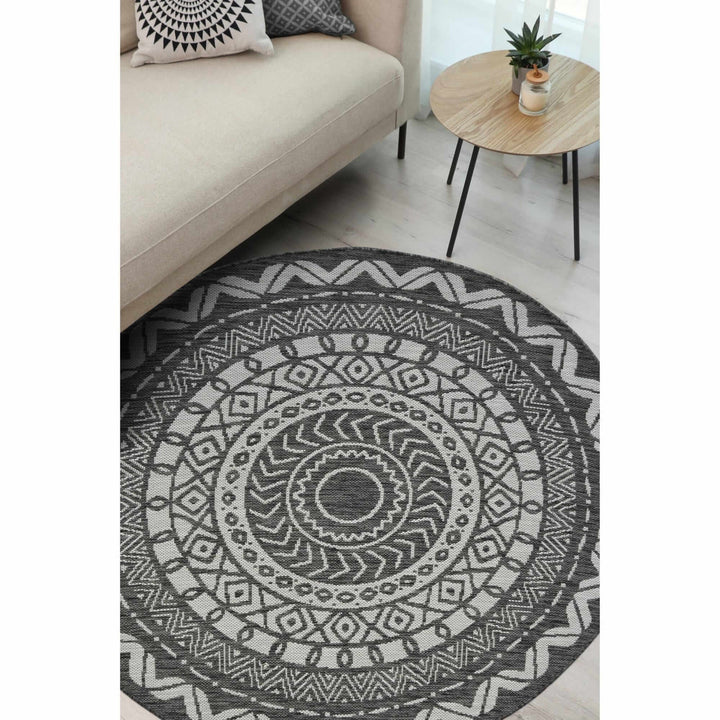 County Circle Indoor/Outdoor Rug | Versatile Home Decor