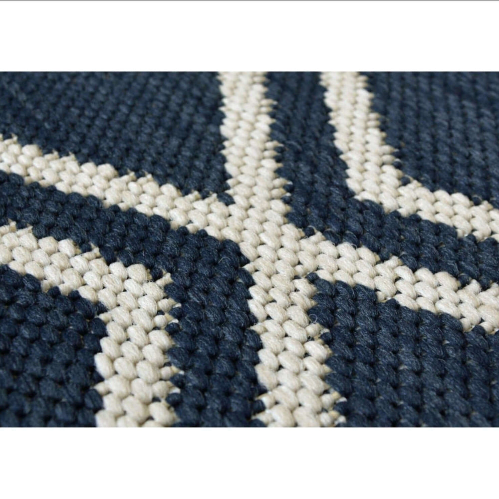 County Diamonds Indoor/Outdoor Rug | Versatile Home Decor