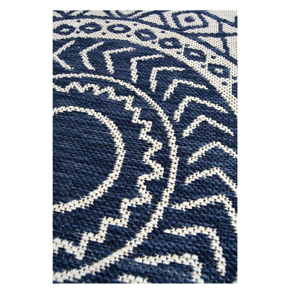 County Circle Indoor/Outdoor Rug | Versatile Home Decor