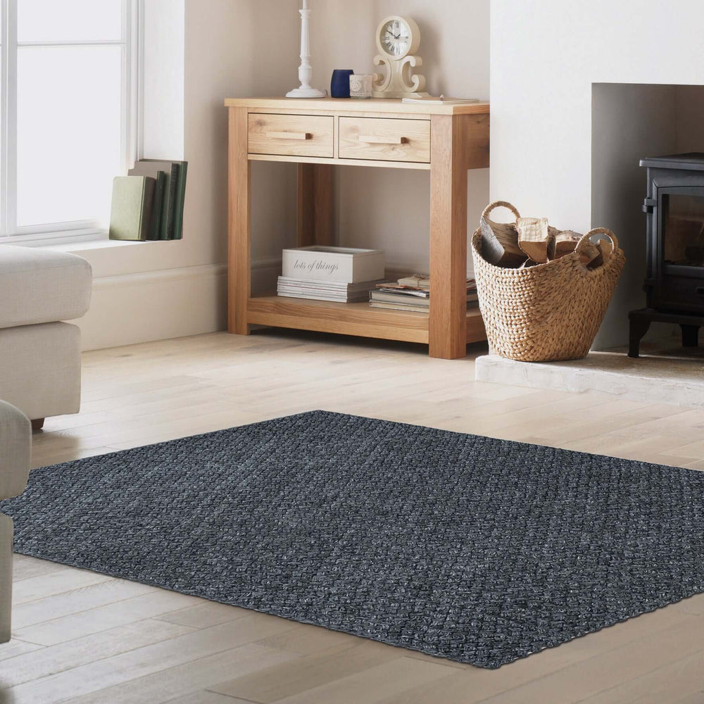 Solid Design Recycled Low Pile Eco Rug | Nila – The Rugs