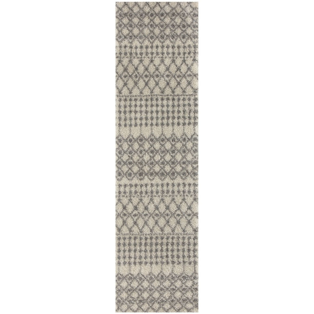 Shaggy Rug Ivory-Grey colours non-shedding, pet-friendly.