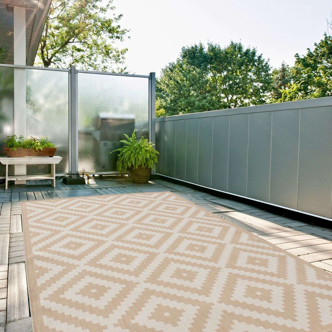 Outdoor Rug Diamond Design Beige and White | The Rugs
