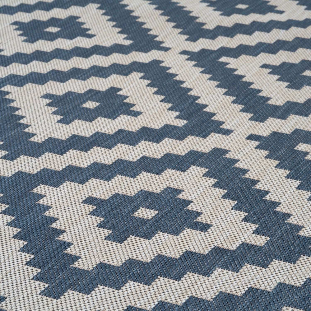 Outdoor Rug Diamond Design Blue and White | The Rugs