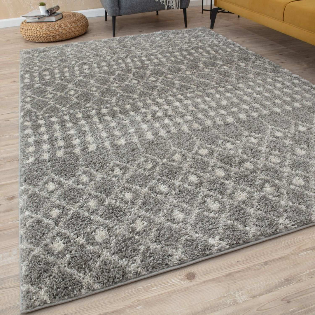 Moroccan-style thick shaggy rug pet-friendly, easy to clean