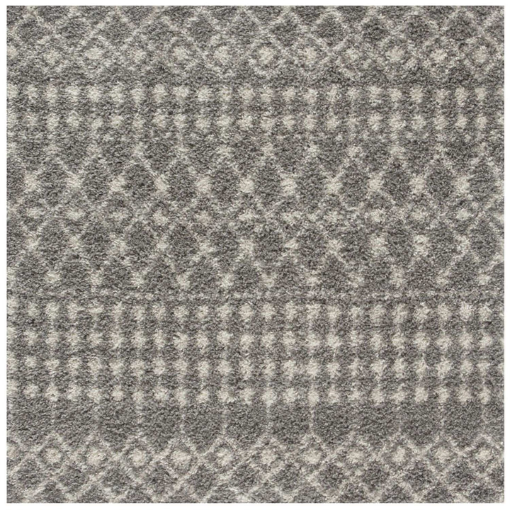 Moroccan-style thick shaggy rug pet-friendly, easy to clean