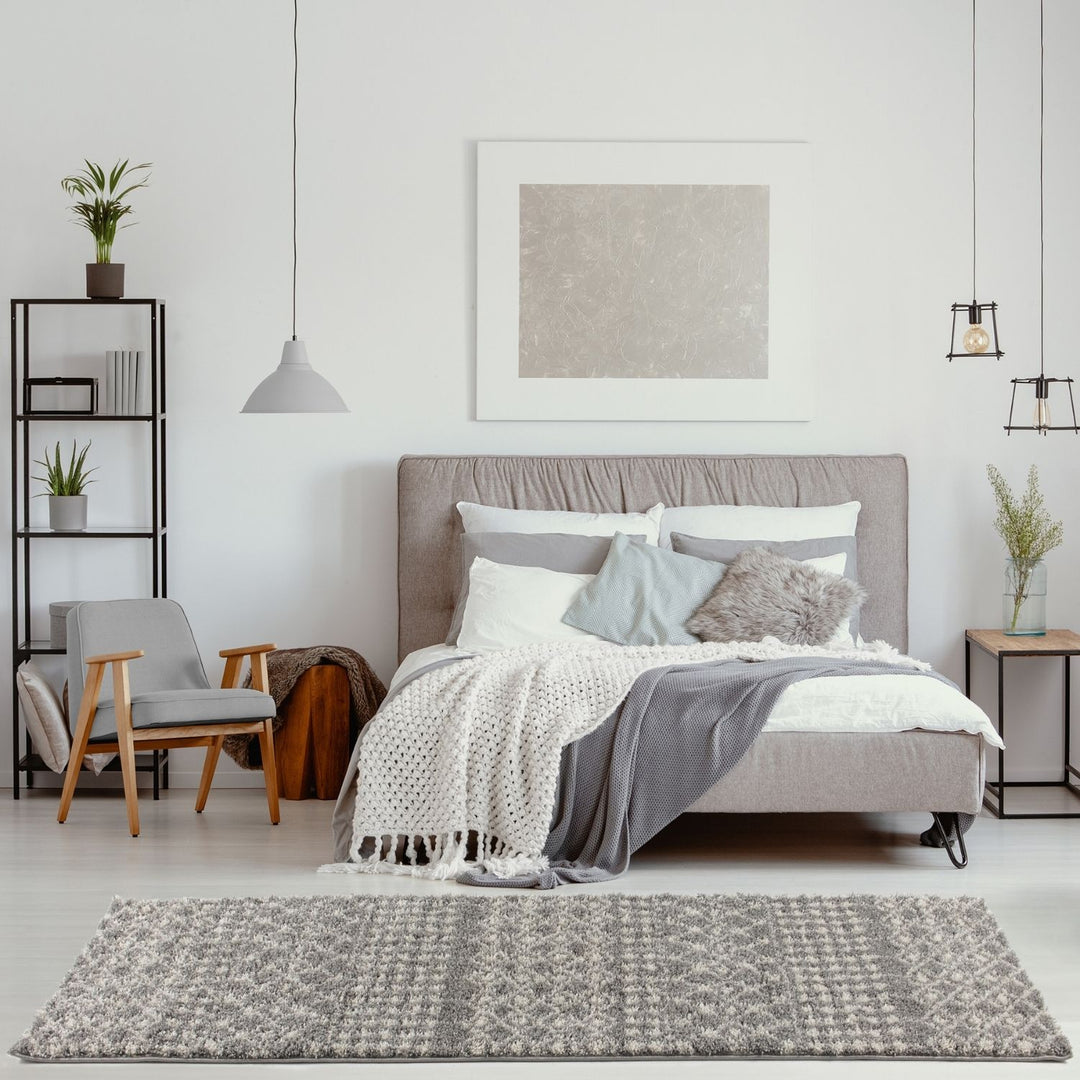 Moroccan-style thick shaggy rug pet-friendly, easy to clean